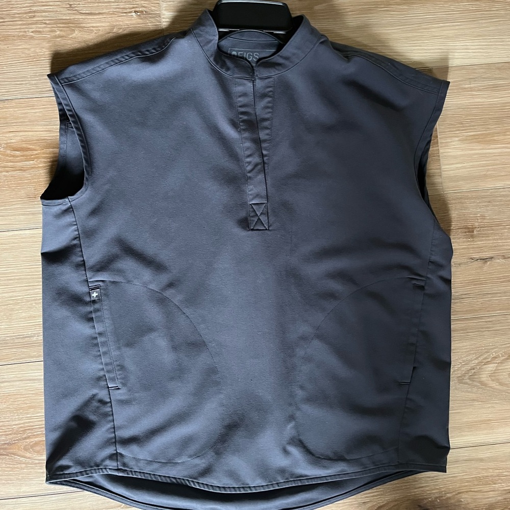 Figs scrub Gray Top